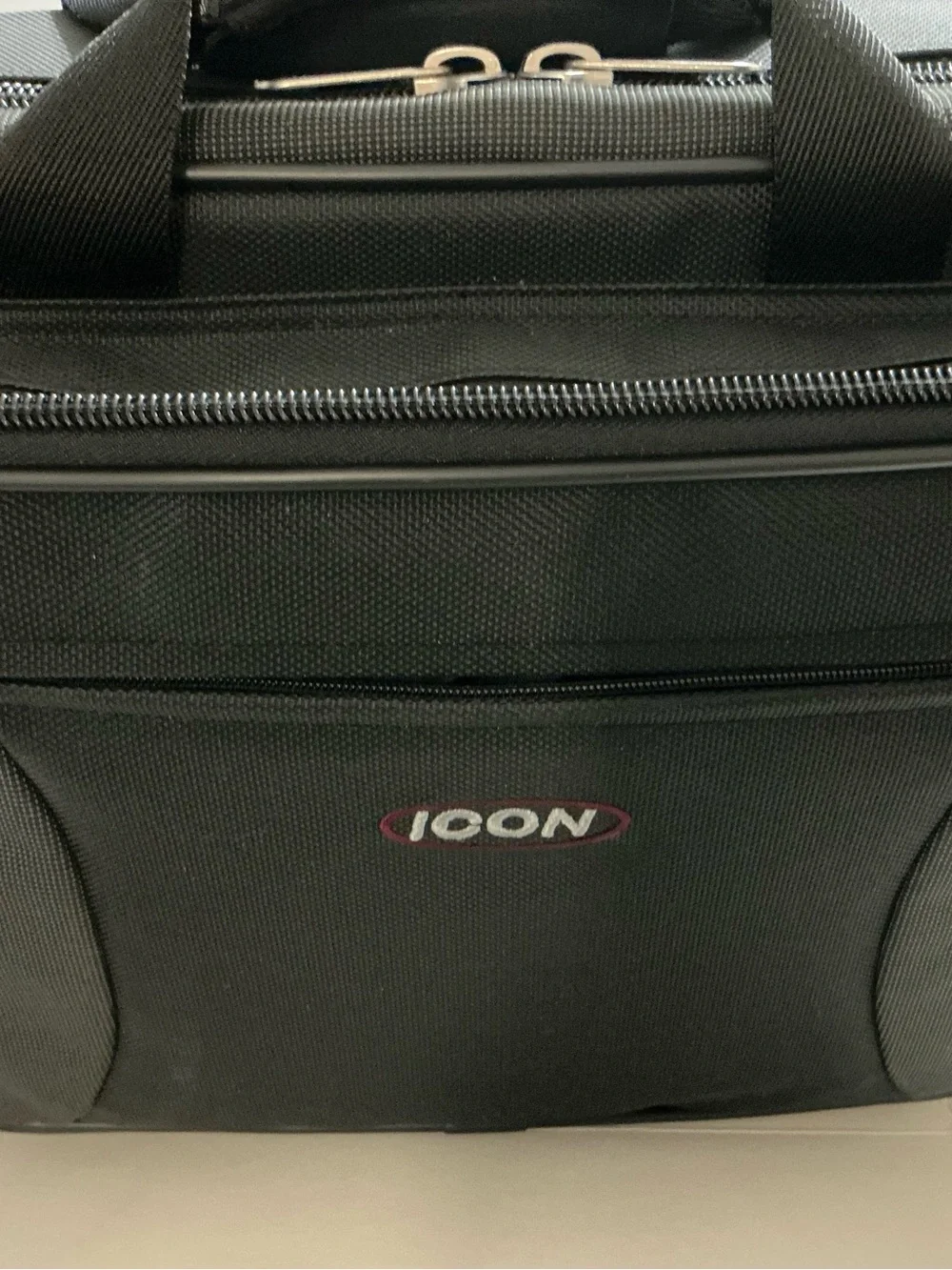 NEW - ICON Black Computer-Notebook Case